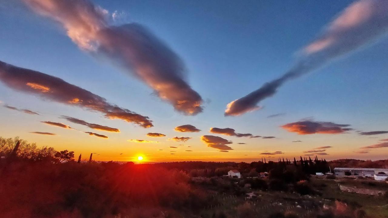 Appartamento Le Petit Čilipi Esterno foto