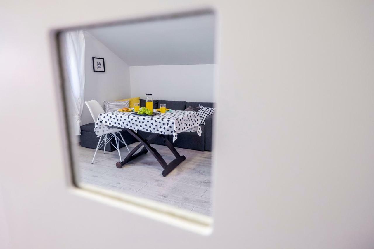 Appartamento Le Petit Čilipi Esterno foto